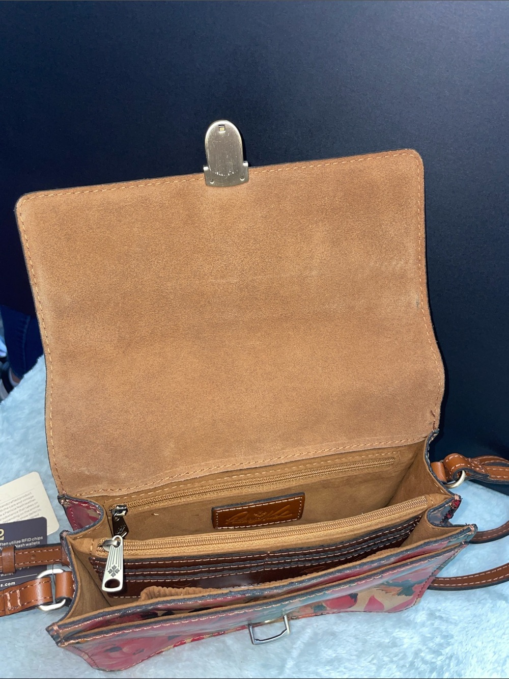 NWOT Patricia Nash ‘Lanza’ Spring Floral Crossbody - Picture 11 of 16